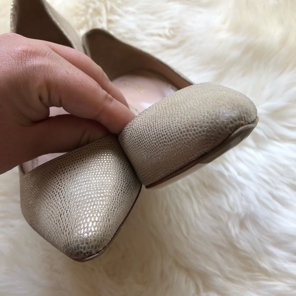 Sergio Rossi Gold Embossed Pointed Toe Pump 38 - Picture 3 of 8